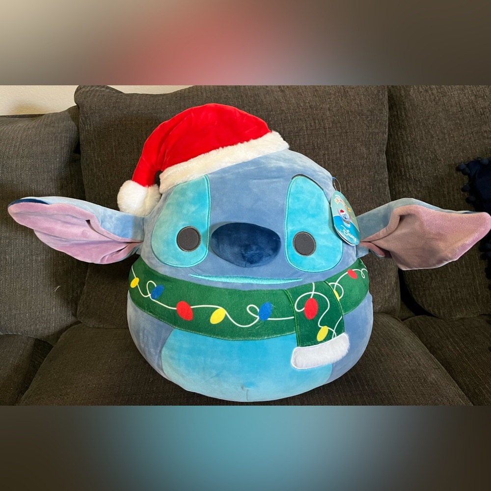 NEW Disney’s Christmas Stitch Squishmallow